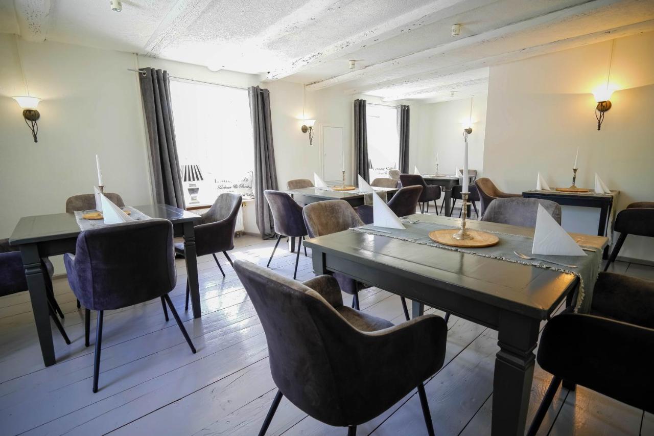 Hotel Klostermuehle Siebenborn Maring-Noviand Esterno foto