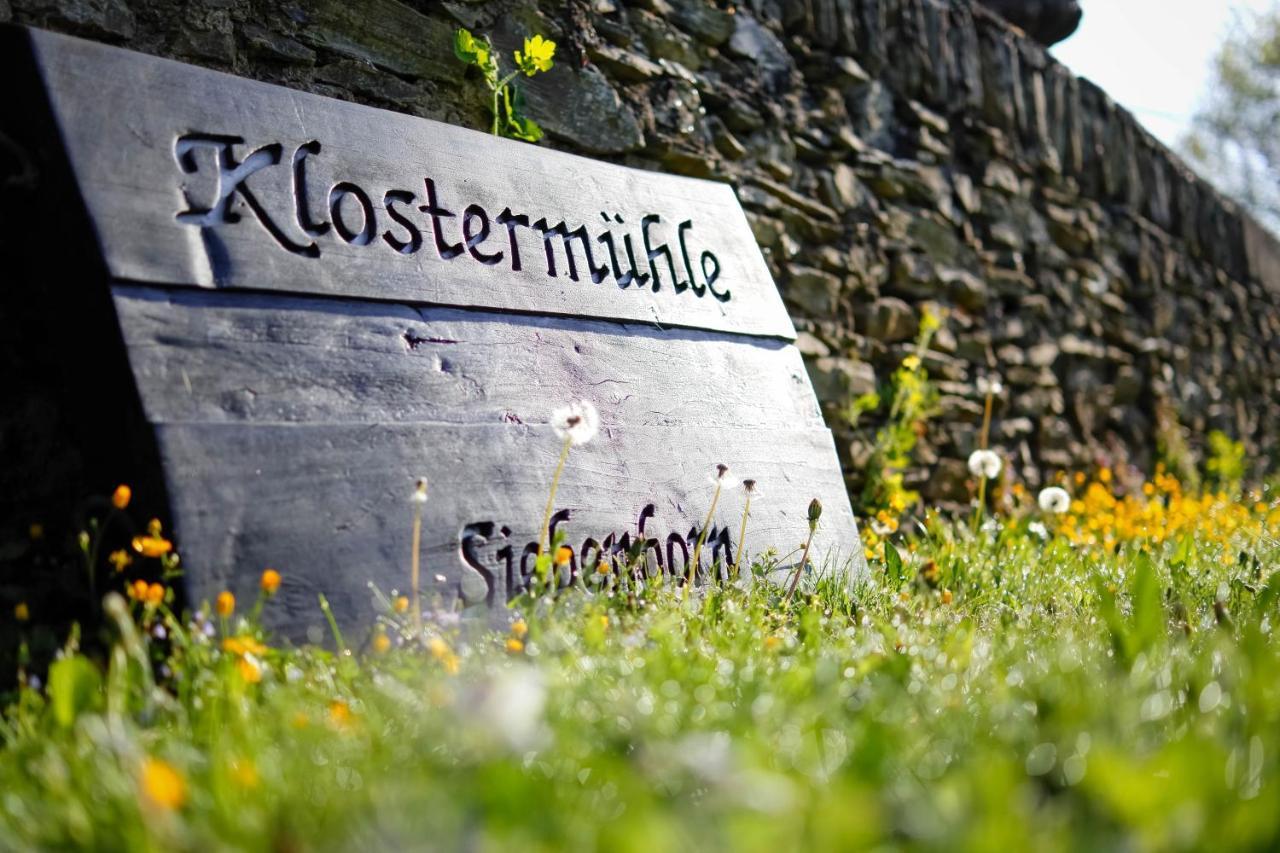 Hotel Klostermuehle Siebenborn Maring-Noviand Esterno foto