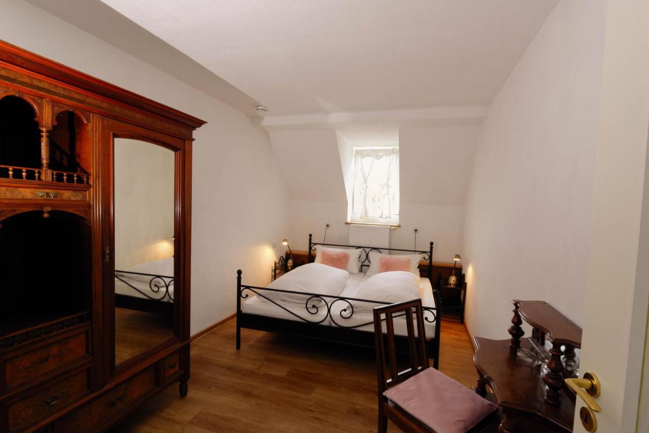 Hotel Klostermuehle Siebenborn Maring-Noviand Esterno foto