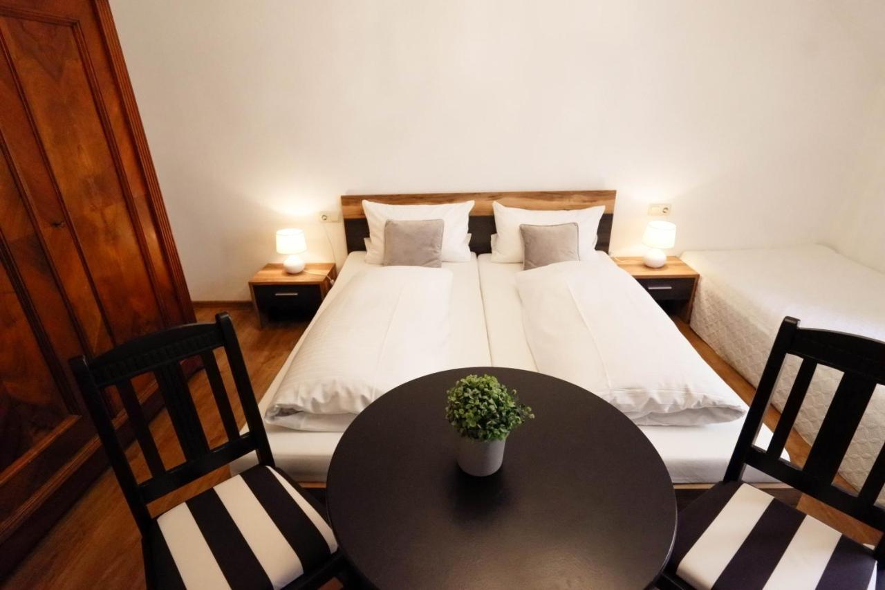 Hotel Klostermuehle Siebenborn Maring-Noviand Esterno foto