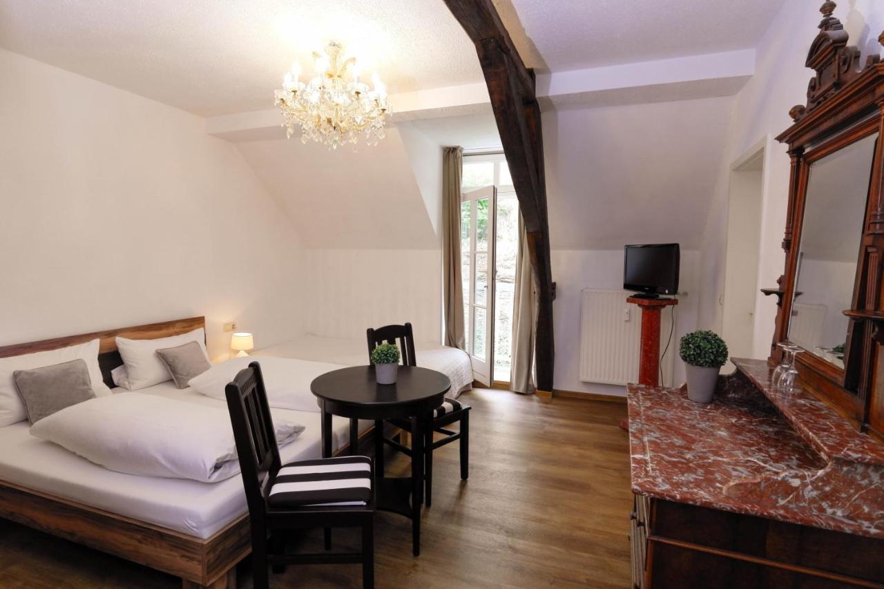 Hotel Klostermuehle Siebenborn Maring-Noviand Esterno foto